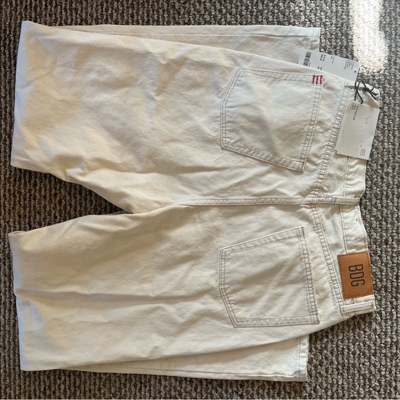 BDG Jeans - Picture 6 of 6